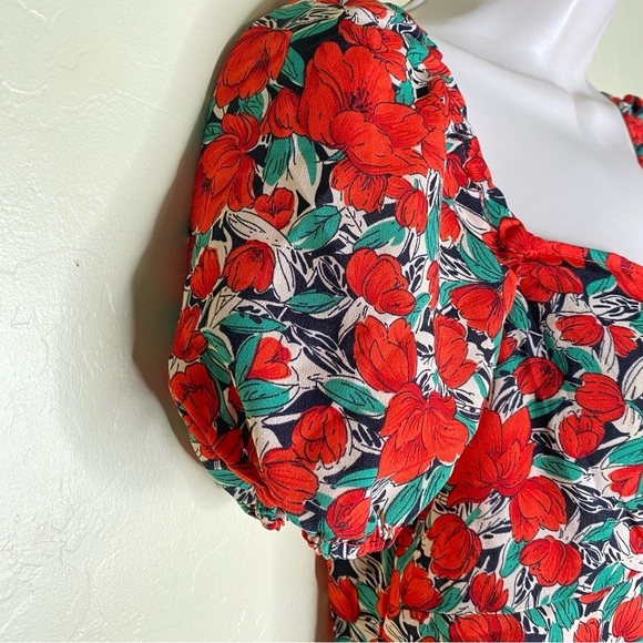 Floral Print Red and Green Puff Sleeve Blouse Top Size Small S - Picture 6 of 16